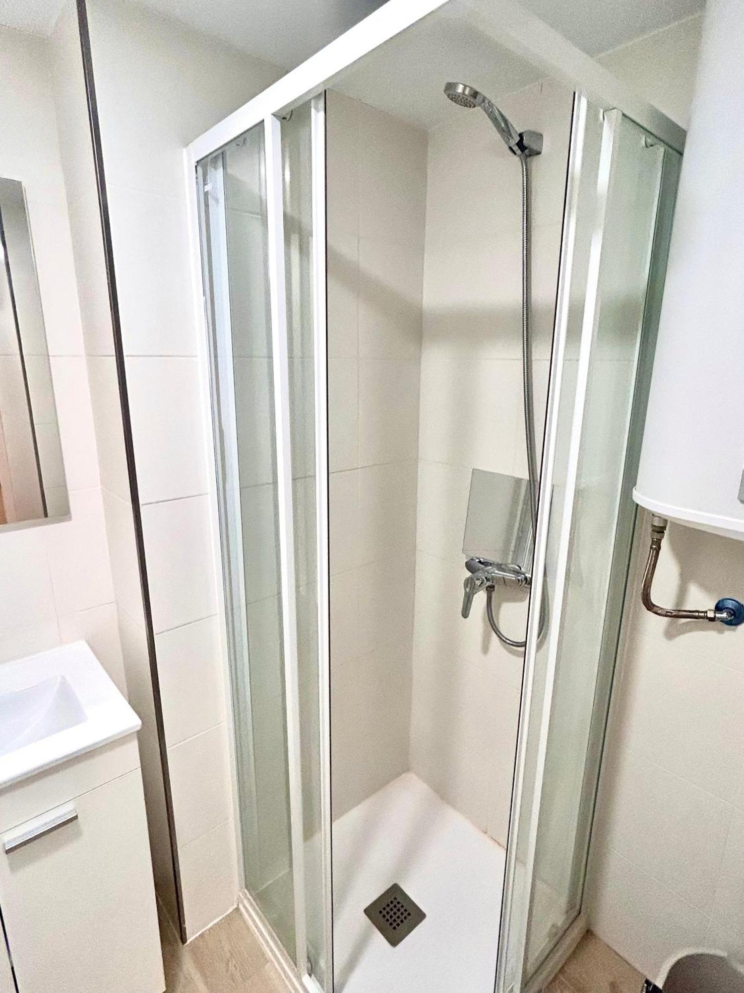 Apartamentos Ribadeo Madrid Ngoại thất bức ảnh