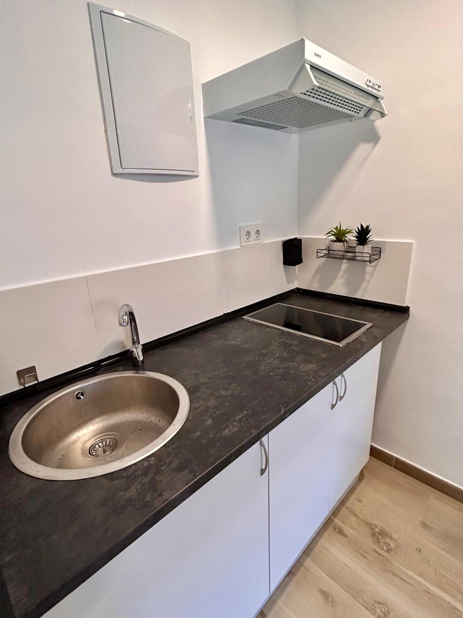 Apartamentos Ribadeo Madrid Ngoại thất bức ảnh